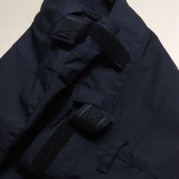 Quick Silver Utility Collection Snow and Ski Pants - Picture 12 of 16